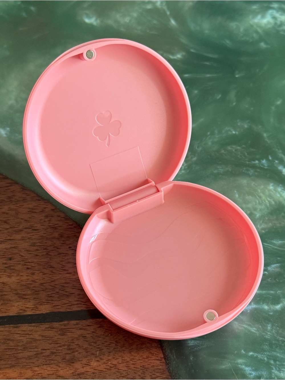 Pink Retainer / Mouthguard / Pills Carrying Case